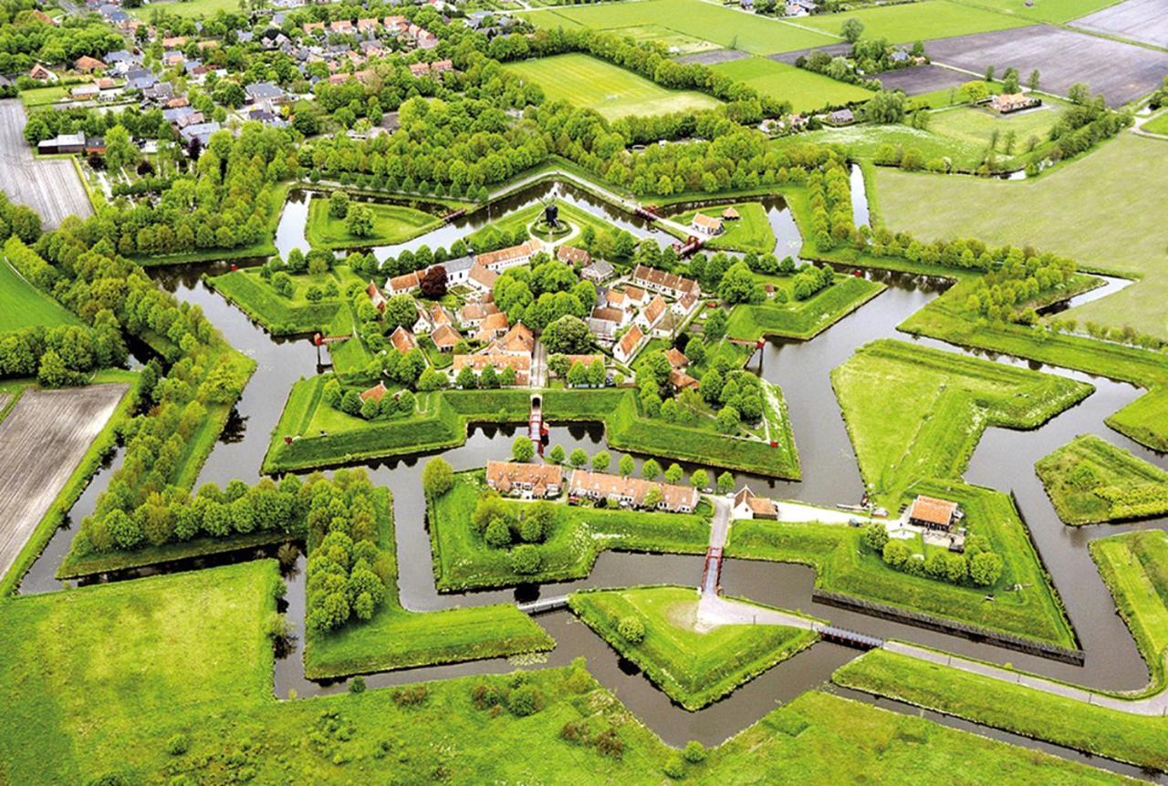 Bij De Friesche Poort Bed & Breakfast Bourtange Exterior photo