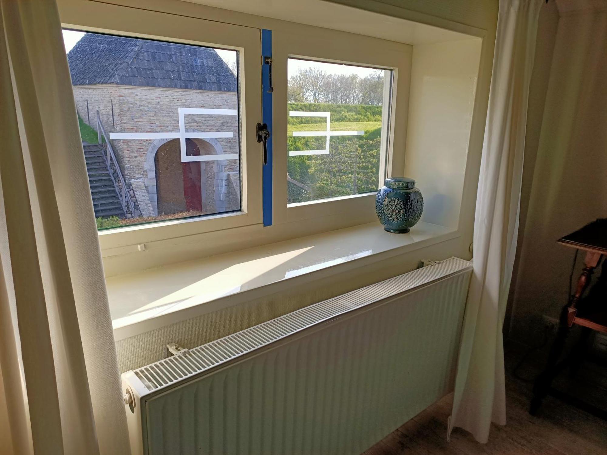 Bij De Friesche Poort Bed & Breakfast Bourtange Room photo